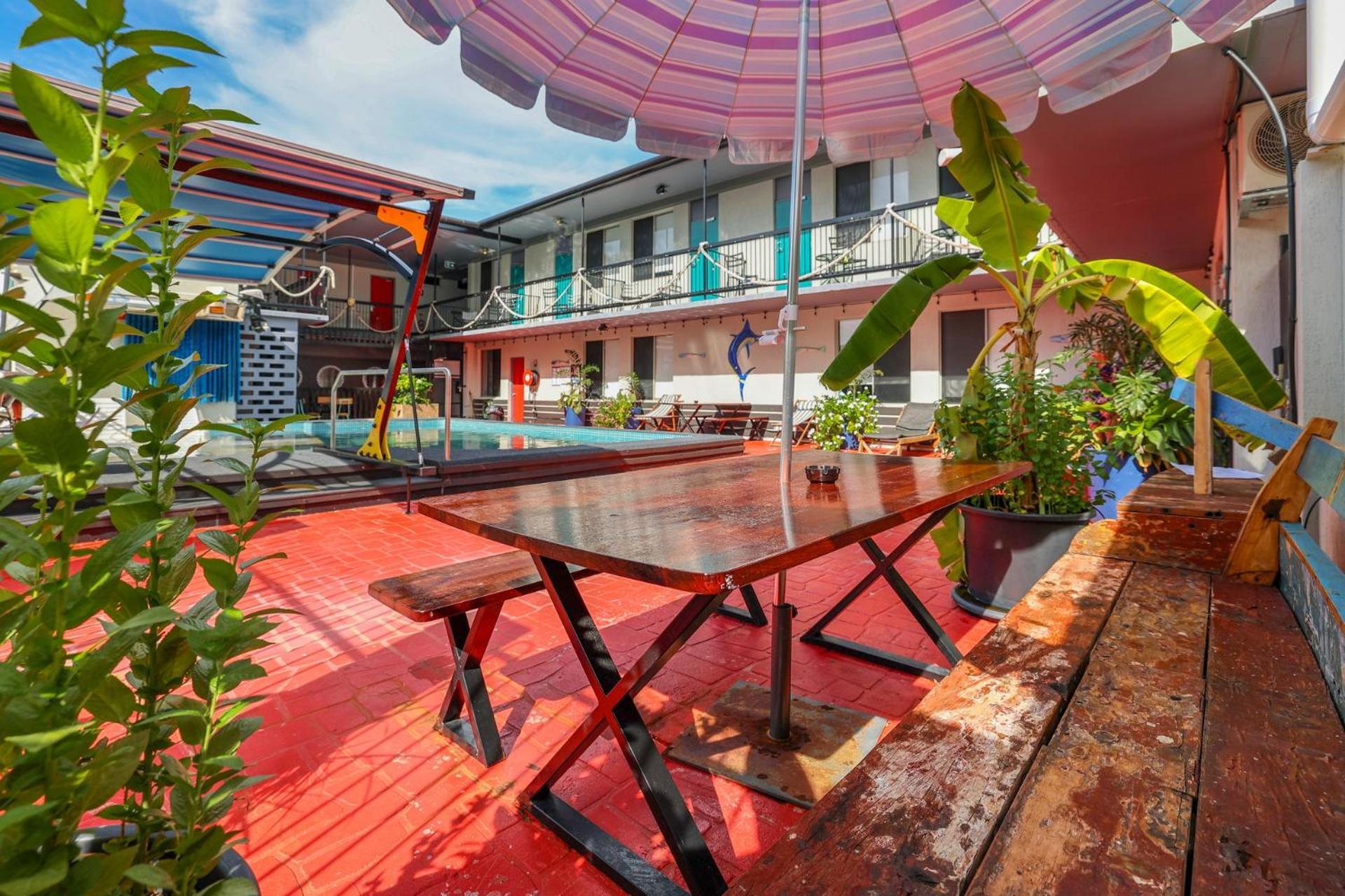 Capitanos Hotel
